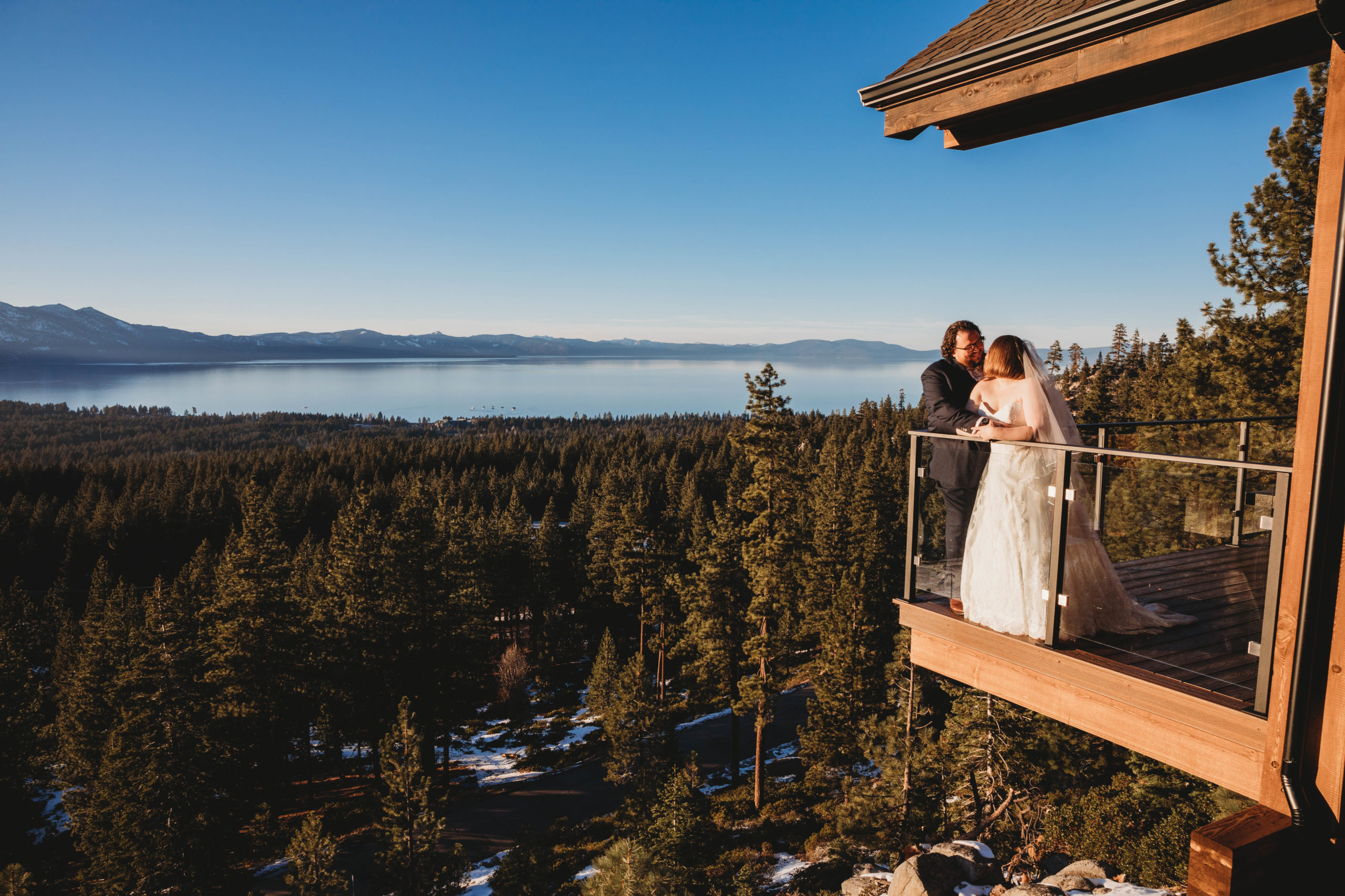 Lake Tahoe Airbnb wedding