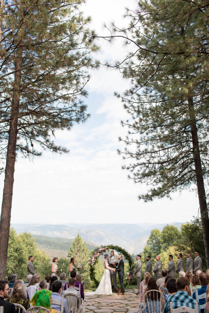 spring wedding ceremony at forest house lodge in foresthill california