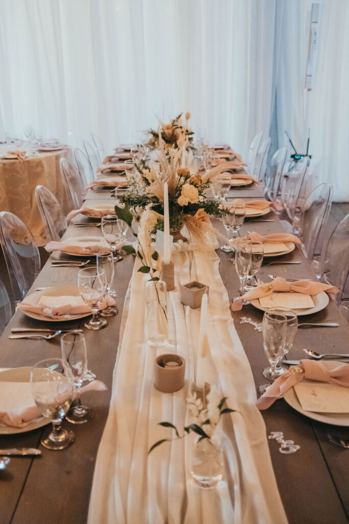Wedding table and decor