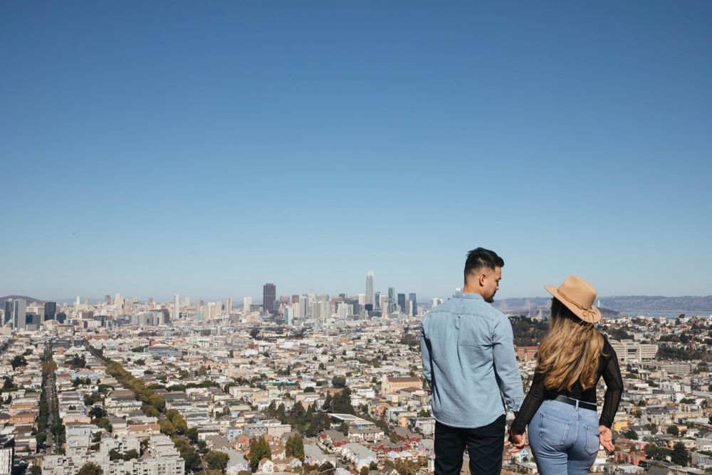 Couples SF engagement photos at Bernal Heights Park