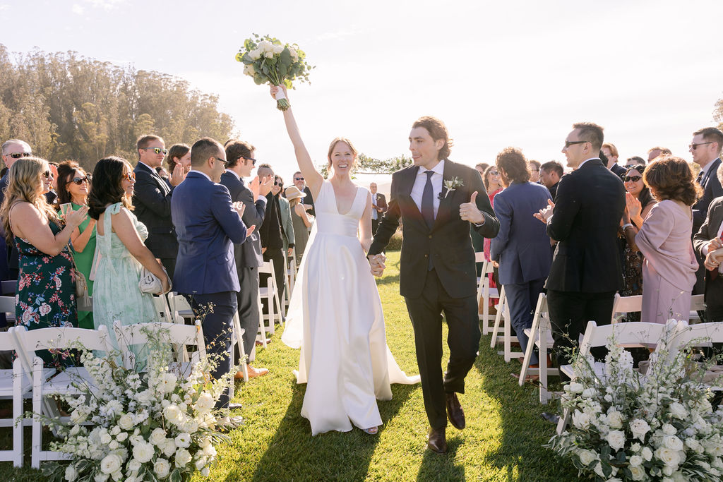 A timeless summer wedding set in the stunning backdrop of The Haven at Tomales, California.
